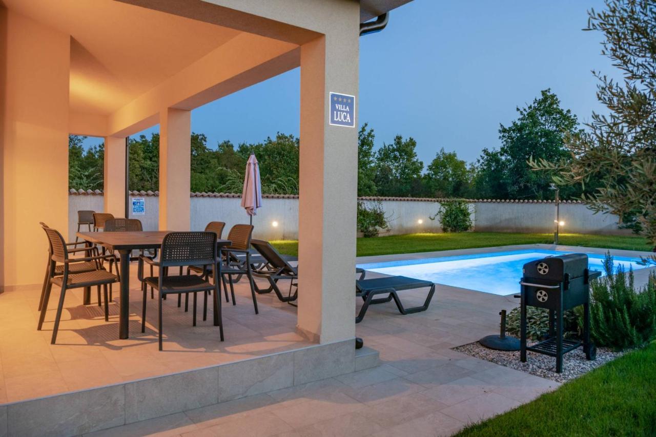 Holiday House Luca Пореч Екстериор снимка